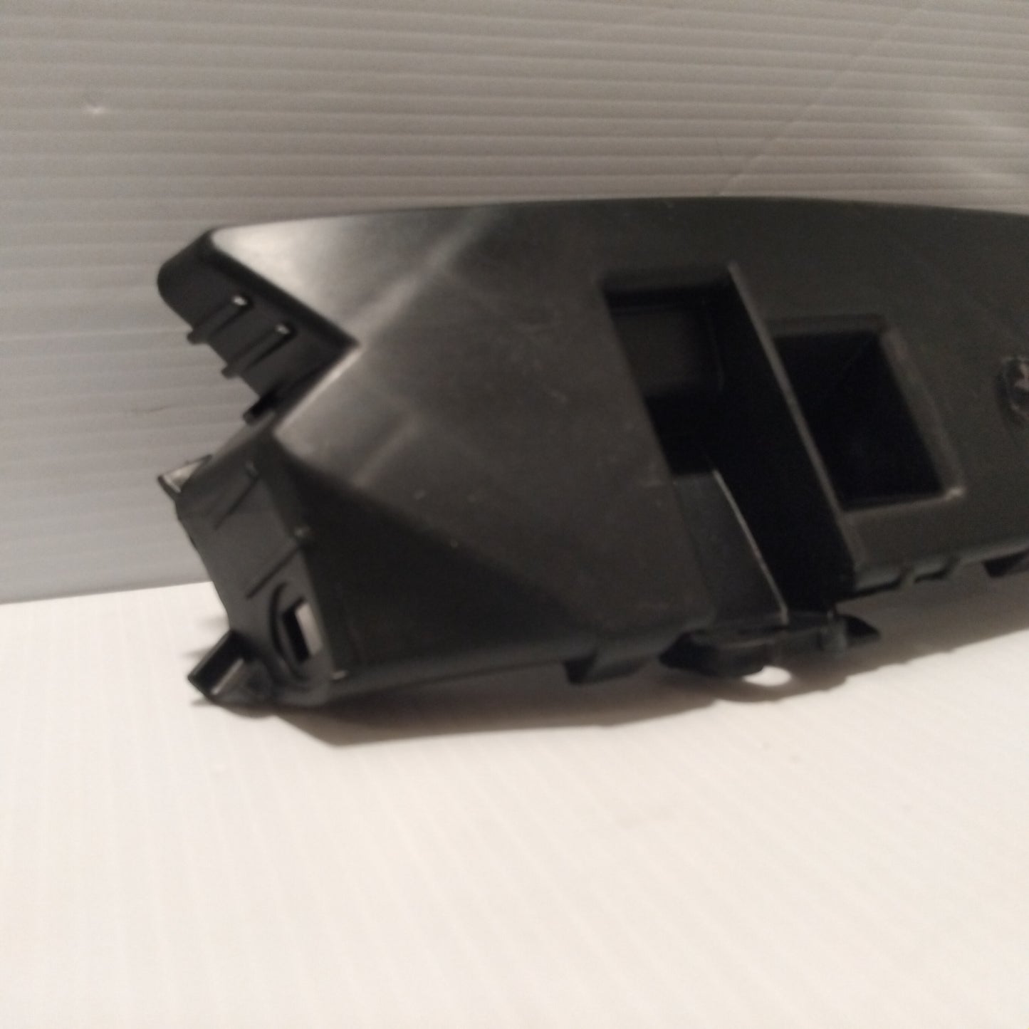 Genuine SEAT Piece | 1P0807393A