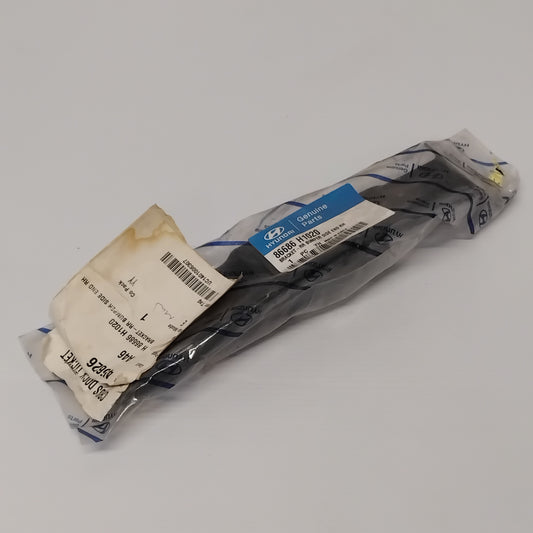 Genuine Hyundai Bracket-Rr Bumper Si | 86686H1020