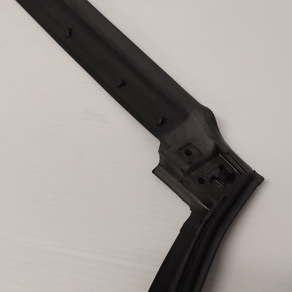 Genuine Hyundai W/Strip Assy-Rr Dr O | 831503Z300