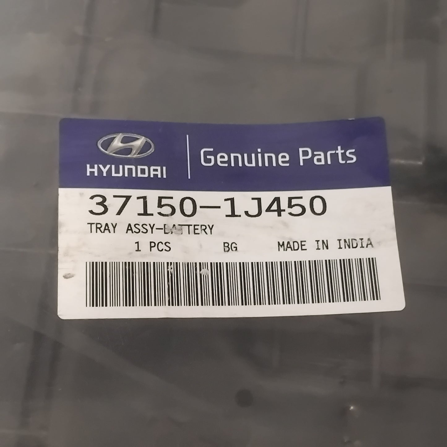 Genuine Hyundai Tray Assy-Battery | 371501J450