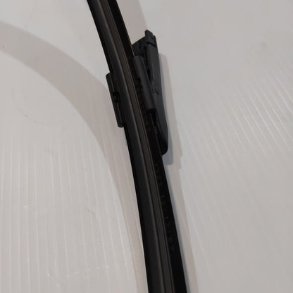 Front Wiper Blades - Renault Scenic MK2 | 7711421439