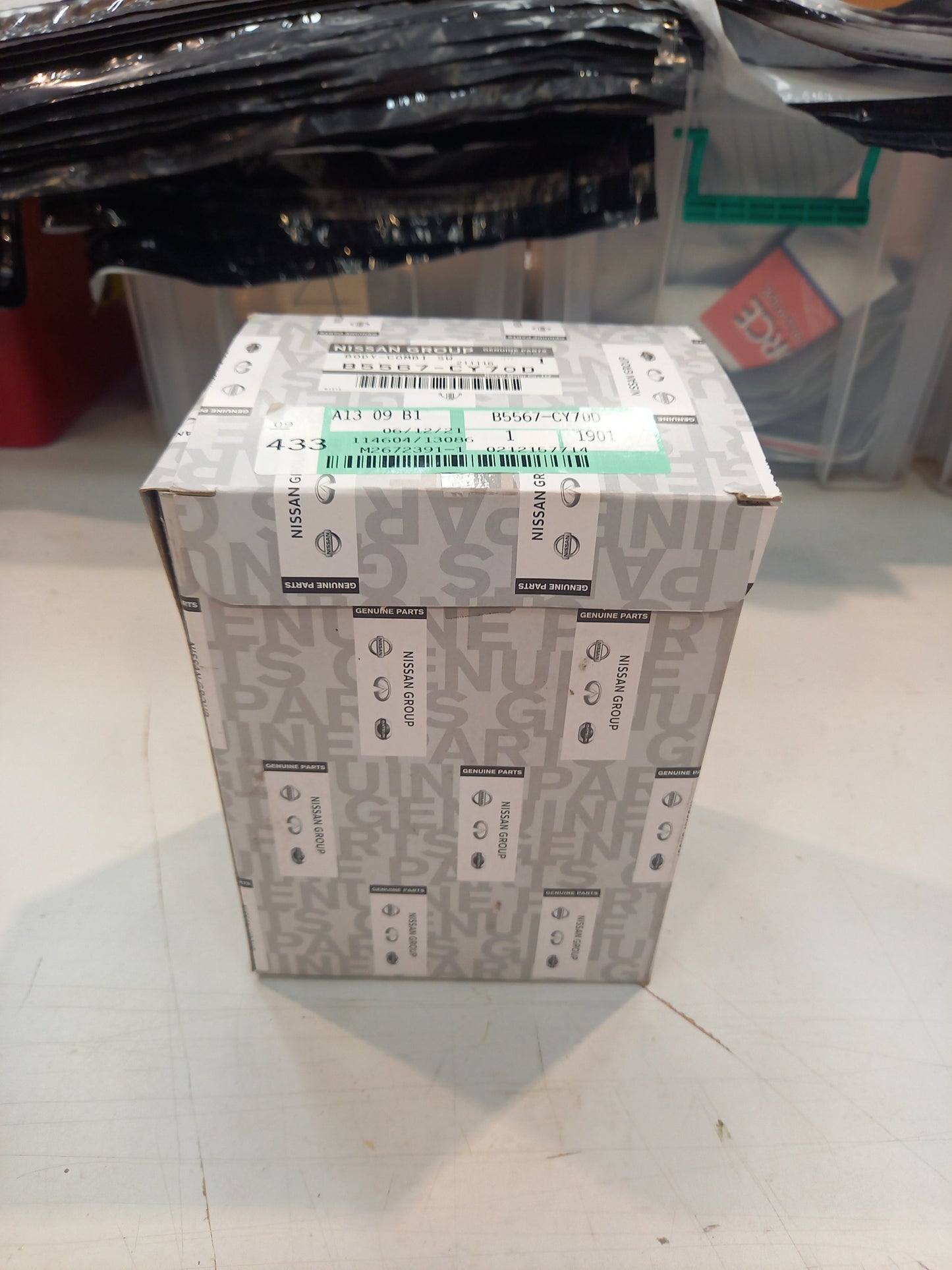 Genuine Nissan Body-Combi Sw | B5567CY70D