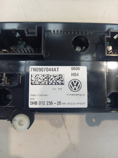 Genuine SEAT Disp.Unit | 7N0907044ATZJU