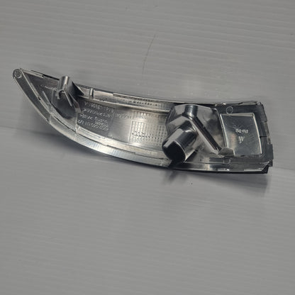 Genuine Left Wing Mirror Indicator - Ford B-Max / Fiesta | 1748313