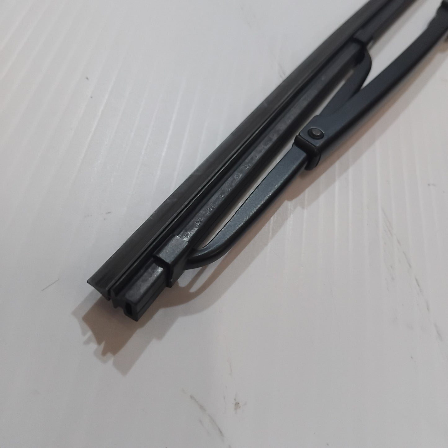 Genuine 26" Eurorepar Front Wiper Blade - Peugeot / Citroen | 1611348080