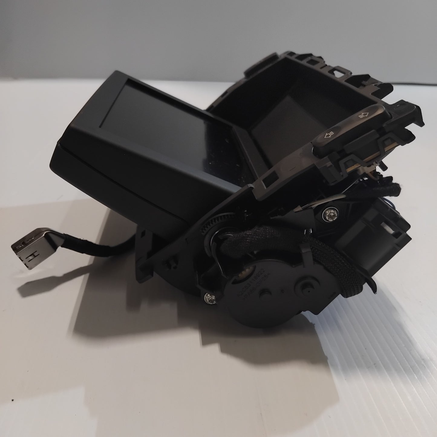 Genuine Multimedia Display - Peugeot RCZ 2009-2015 | 98045605ZD