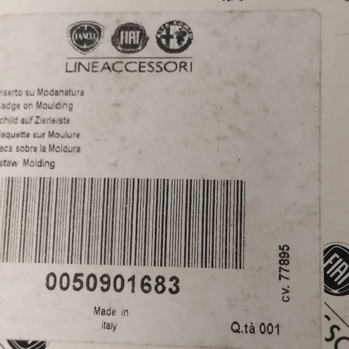 Genuine Black and White Side Wing Badge - Fiat 500 | 50901683