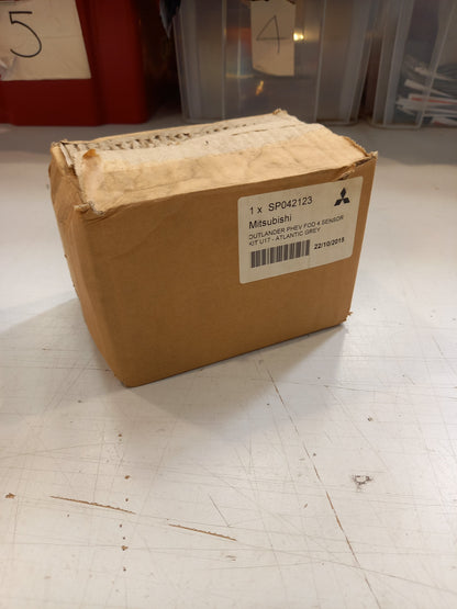 Genuine Mitsubishi Nla F.O.D Outl-Phev 4 Eye-U17 | SP042123