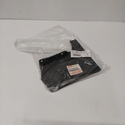 Genuine Suzuki Flap Comp,Mud Sn413 | 72211-81A10-W07