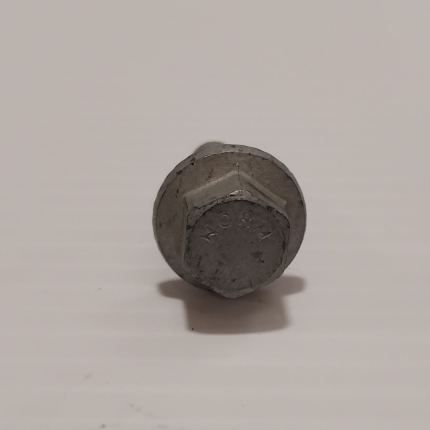 Genuine Ford Bolt | 1818019