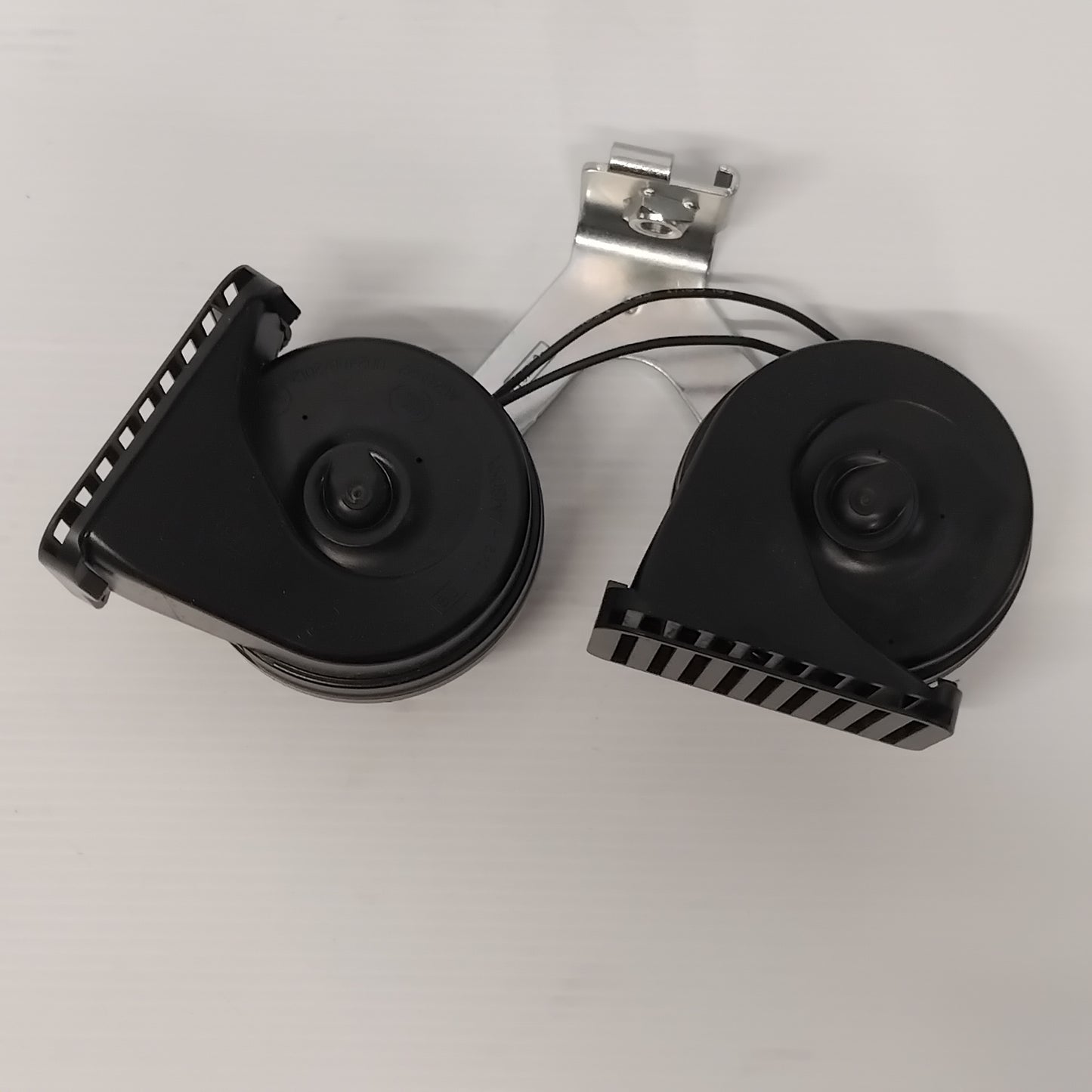 Genuine Ford Horn Assy | 2249638