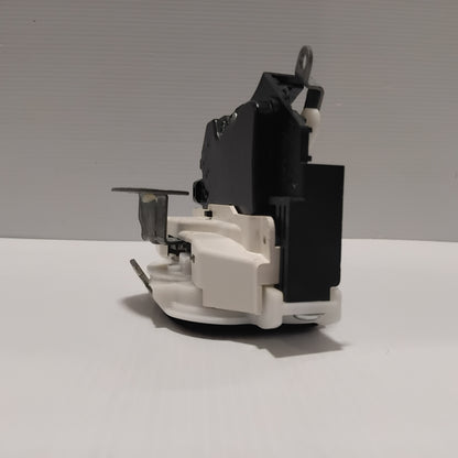 Genuine Mitsubishi Latch,Rr Door,Lh | MN159631