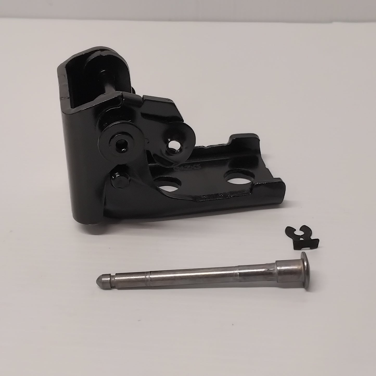 Genuine Right Front Door Hinge - Citroen C3 | 9035P2