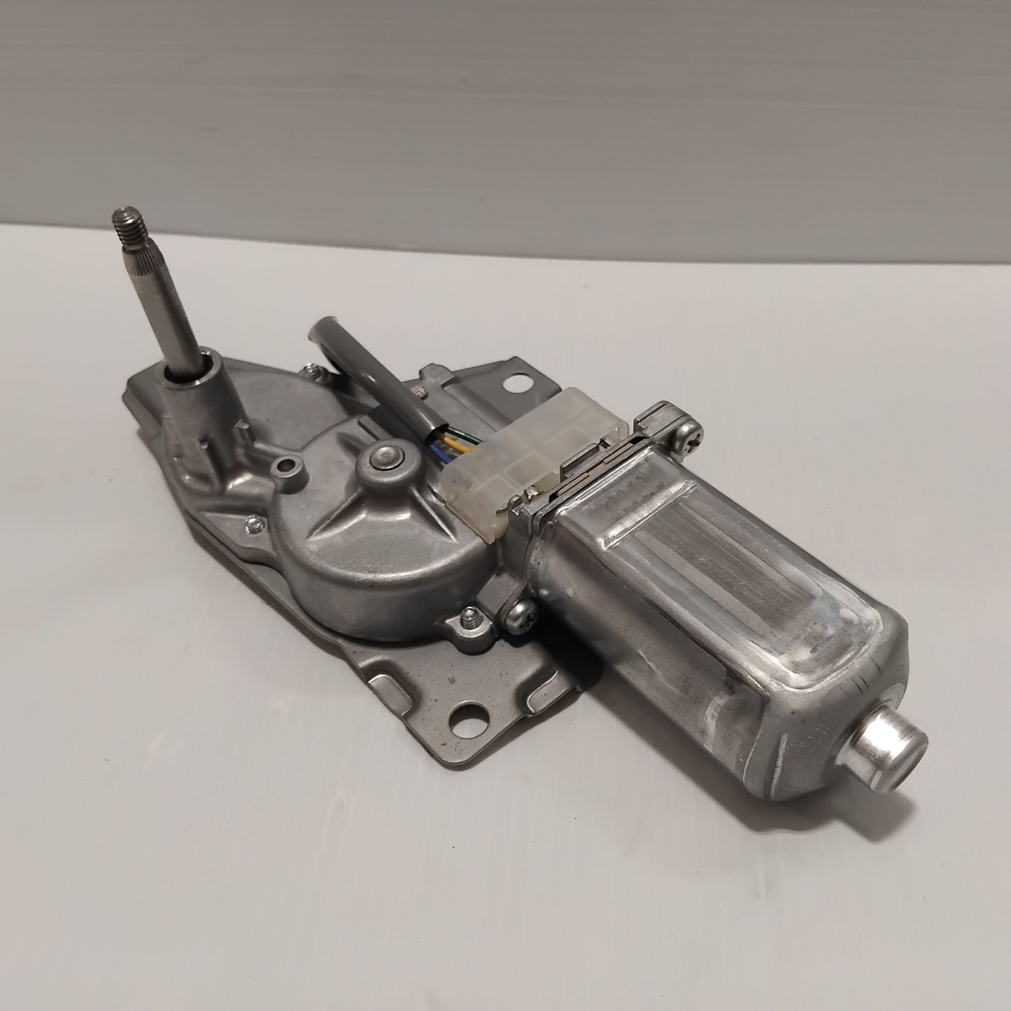 Genuine Suzuki Wiper Assy Rr Window | 38810-81A10-000