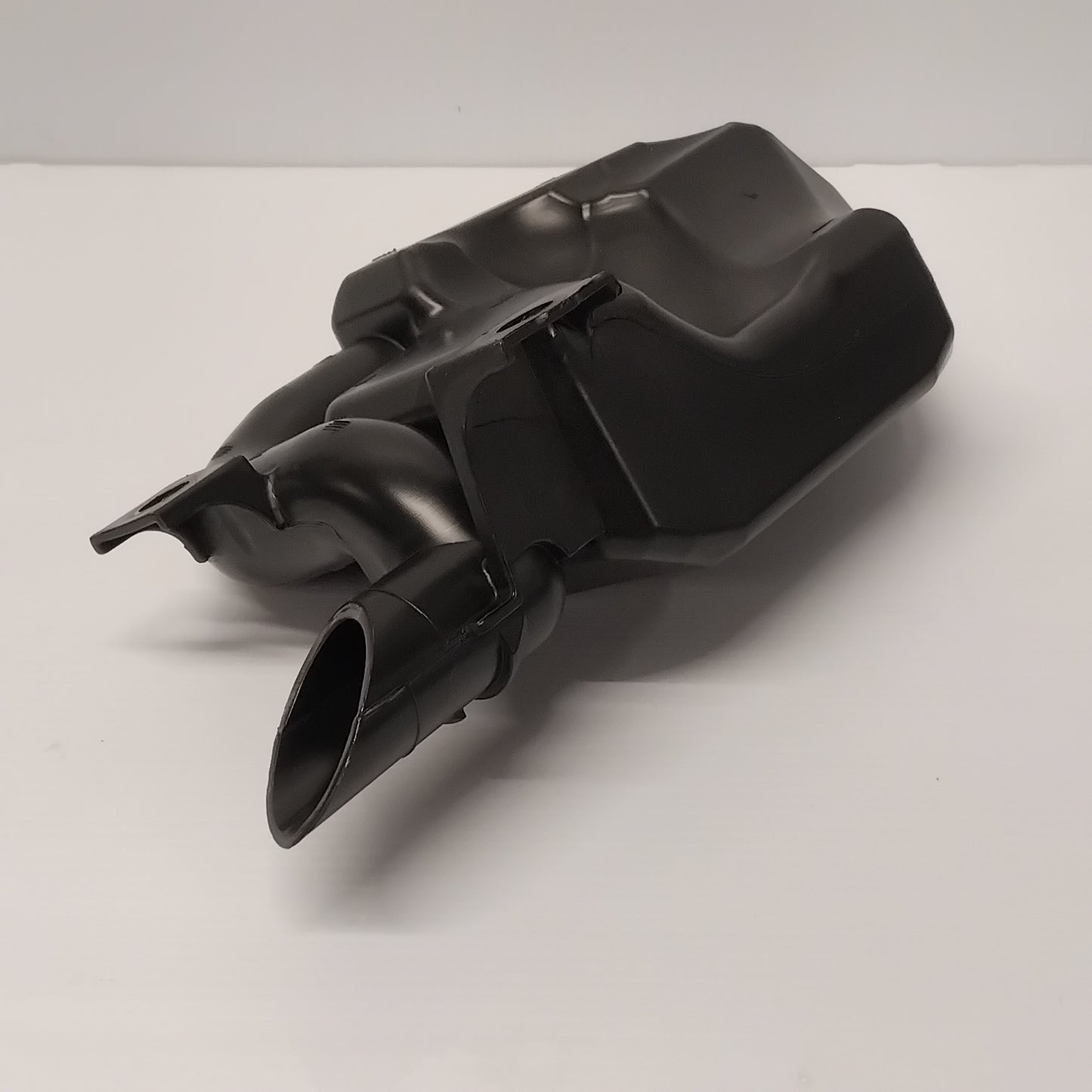 Genuine Mazda Chamber,Resonan | P51R13195