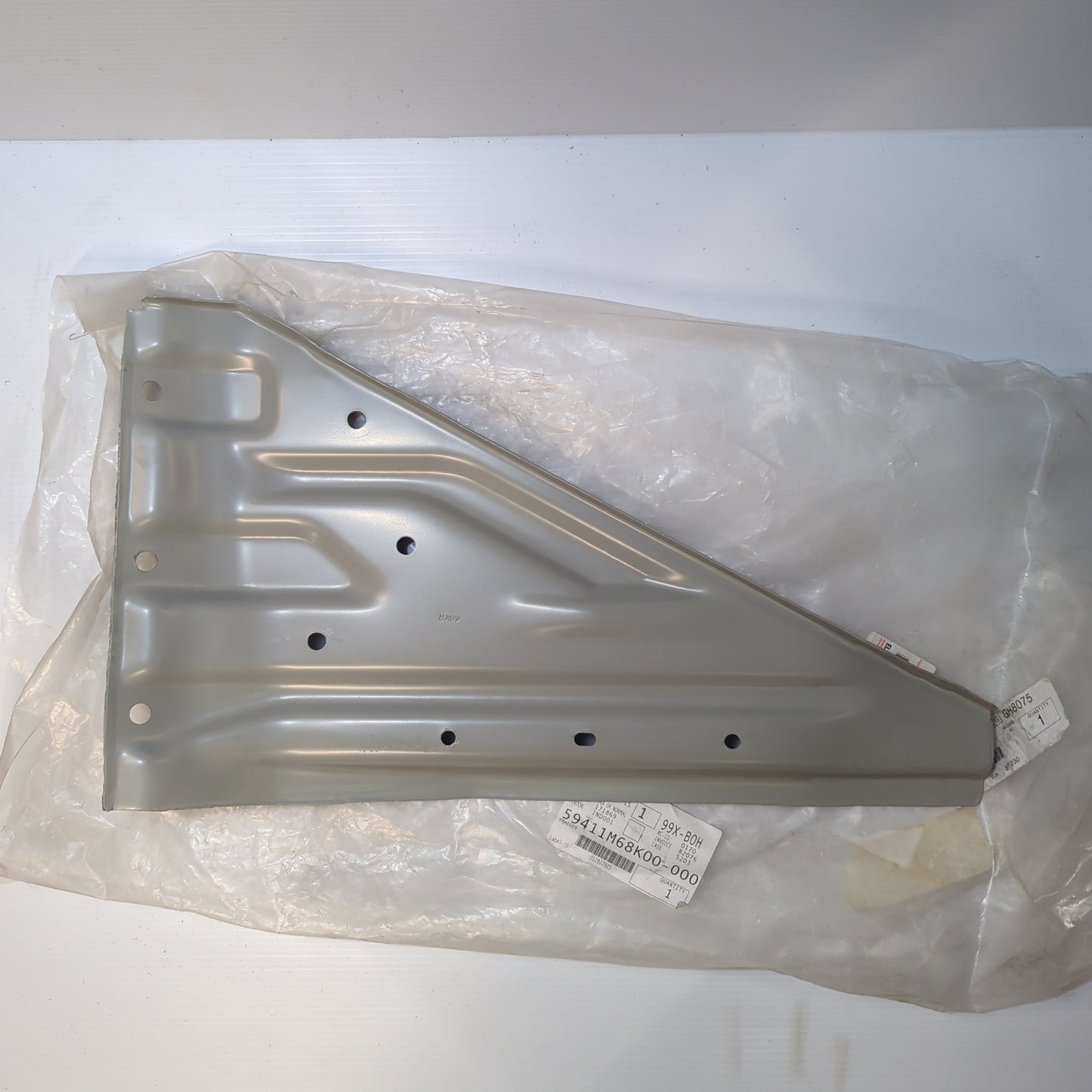 Genuine Suzuki Member,Cowl Side Amf31 | 59411M68K00-000