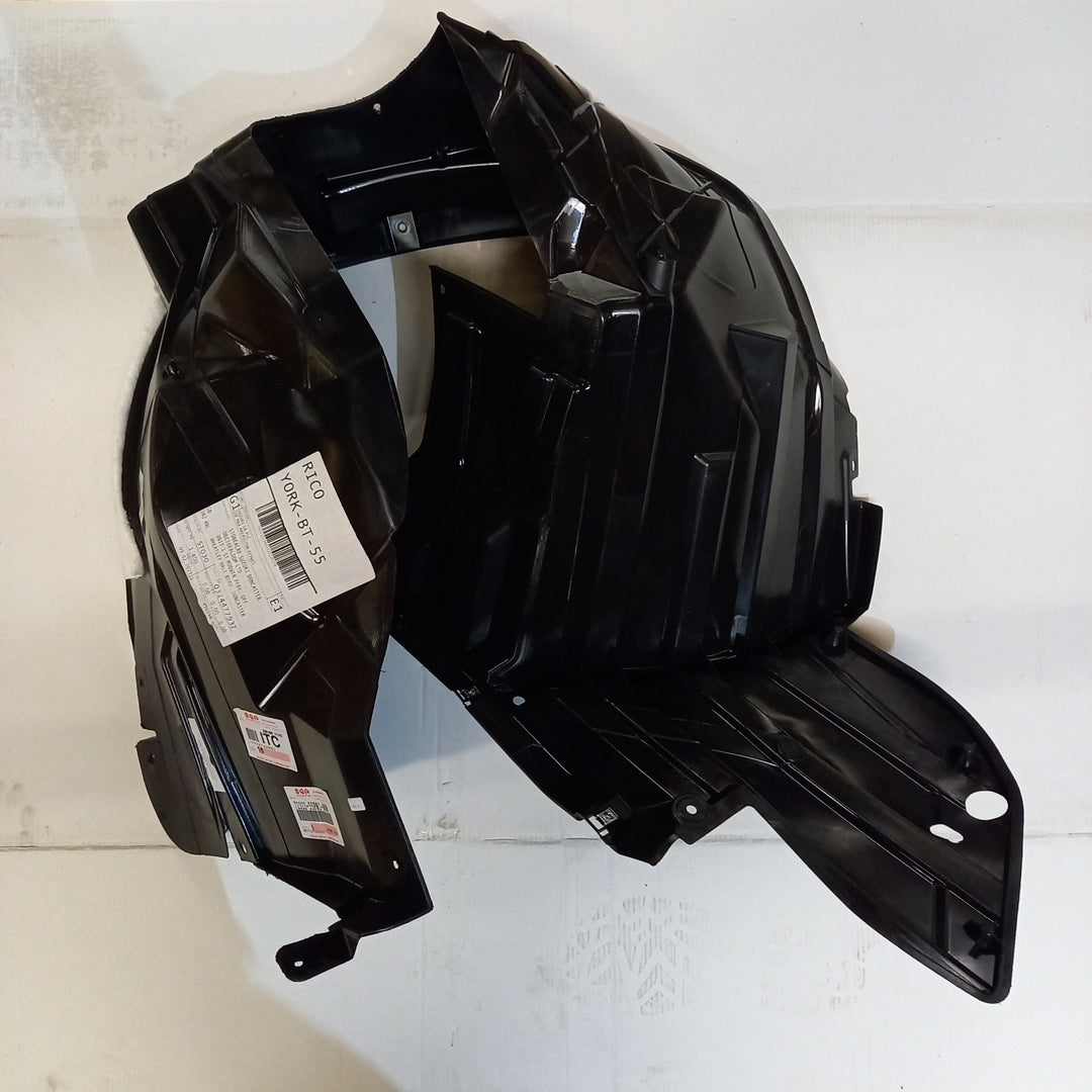 Genuine Suzuki Lining, Front Fender,L | 72322-55P01-000