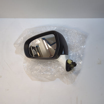 Genuine Left Outer Rear View Mirror - Suzuki - White Gloss | 84702-61M10-2KW
