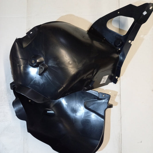 Genuine Peugeot Mudguard | 9673768880