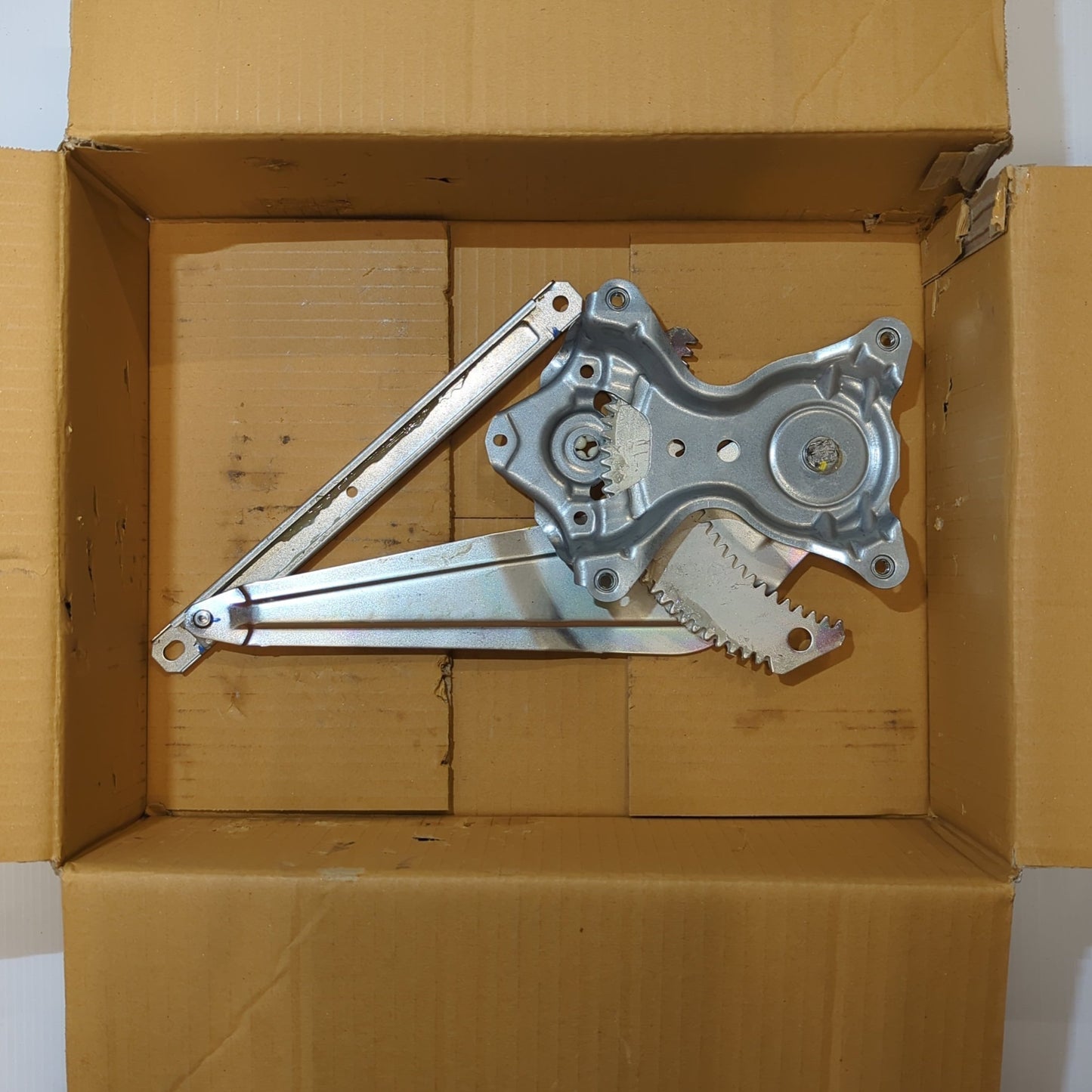 Genuine Rear Door Window Regulator - Fiat Fullback 2016-2019 | 6000606435