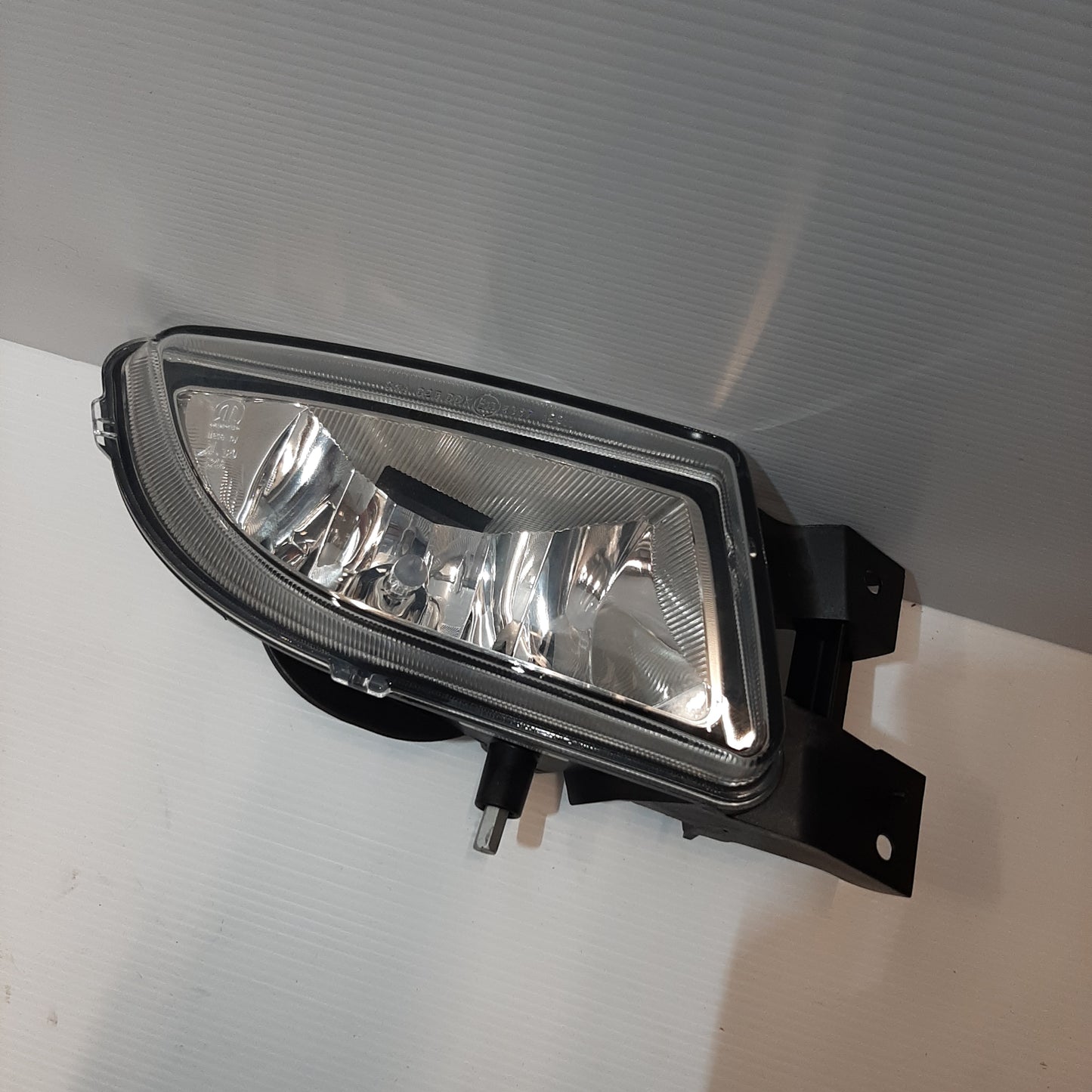 Genuine Left Fog Lamp - Fiat Croma / Nuova Bravo / Lancia Delta | 6001071392