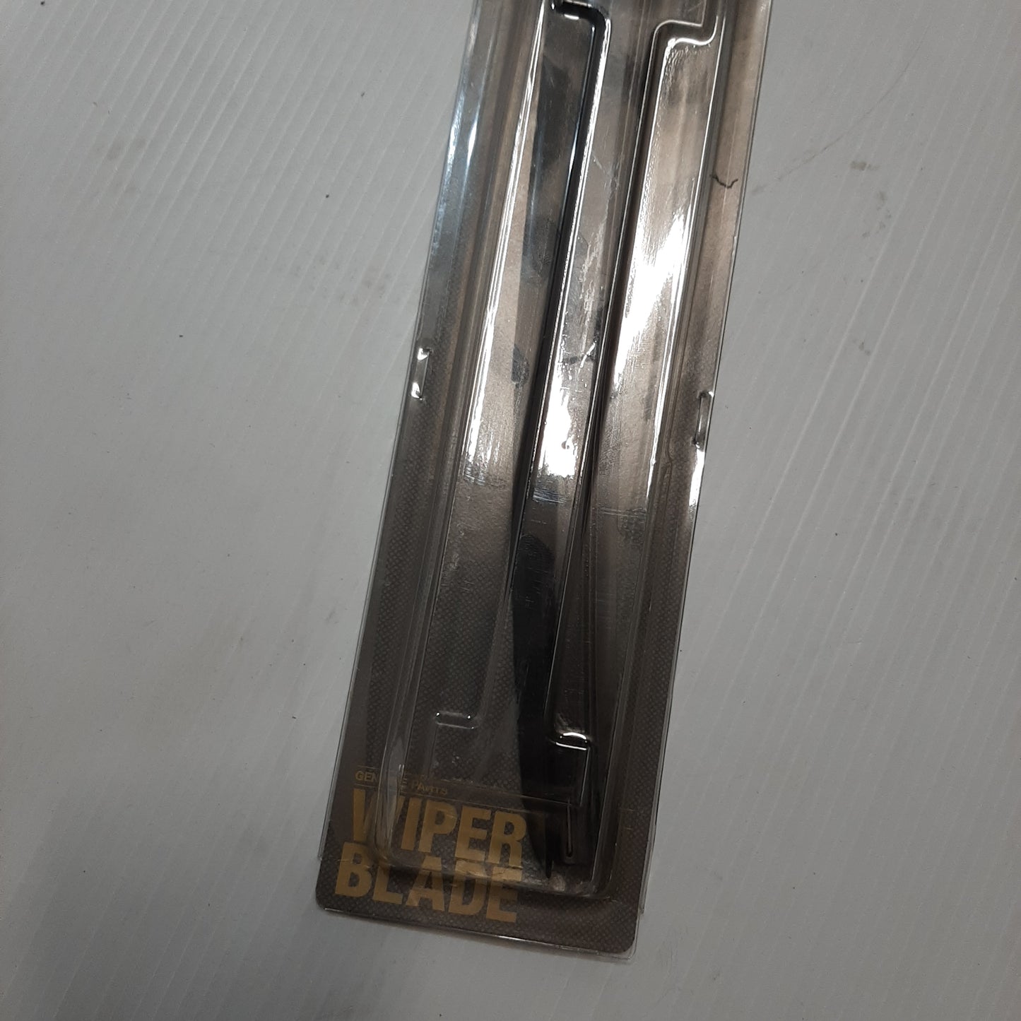 Genuine 475mm Left Hand Wiper Blade - Fiat 124 Spider | 6000613515