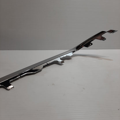 Genuine Radiator Grille Frame - Ford Focus C-Max 2007-2010 | 1513250