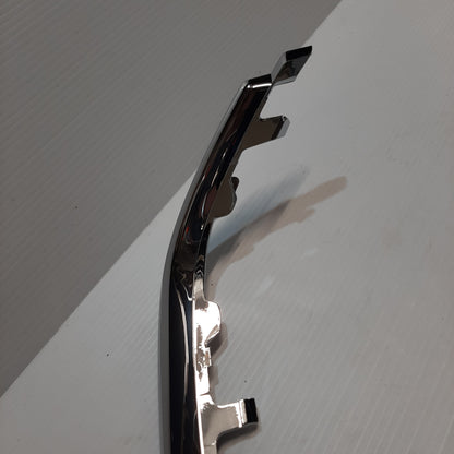 Genuine Radiator Grille Frame - Ford Focus C-Max 2007-2010 | 1513250