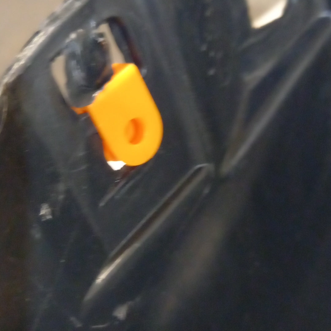 Genuine Peugeot Mudguard | 9825282080