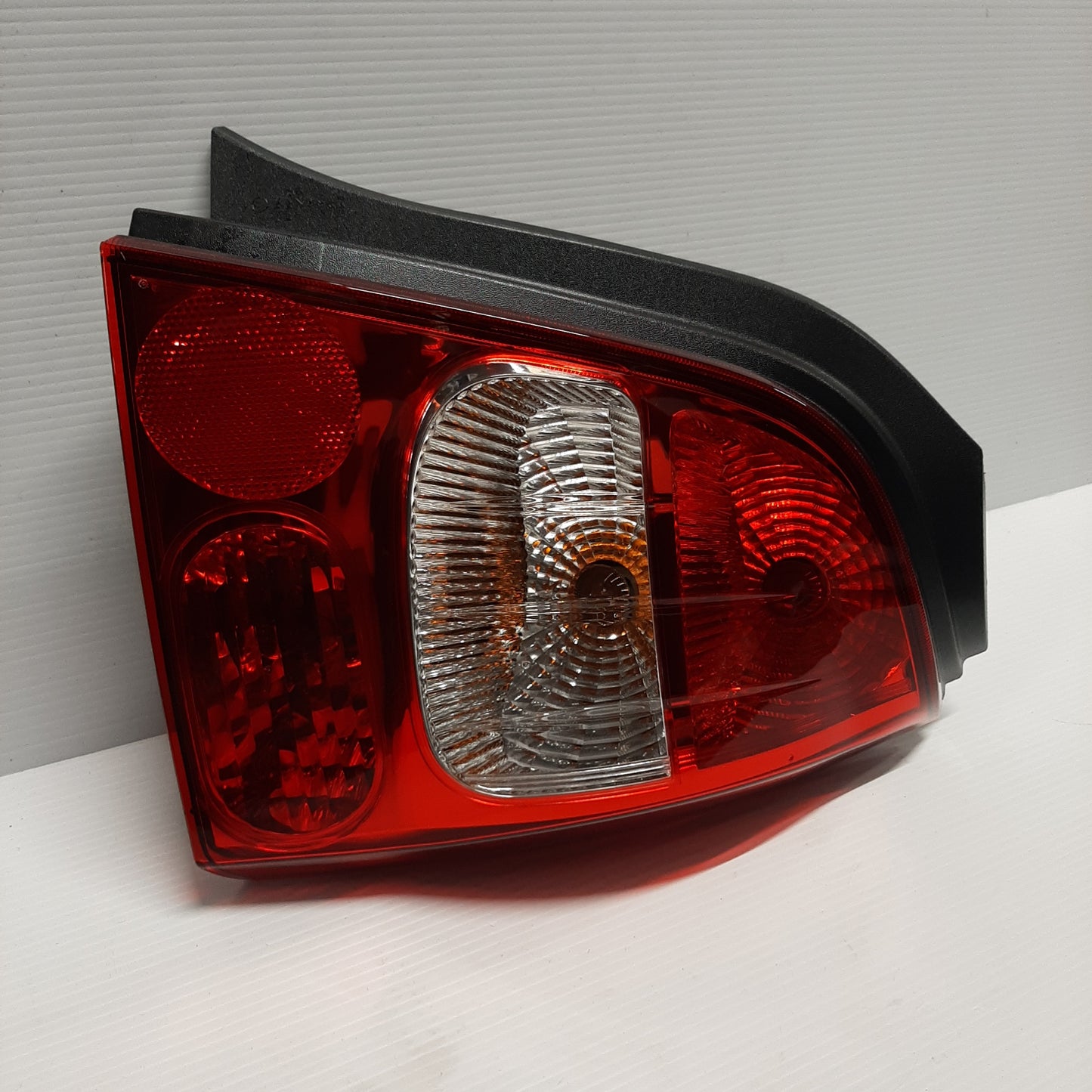 Genuine Rear Right Light - Renault Twingo 2007-2014 | 8200403787