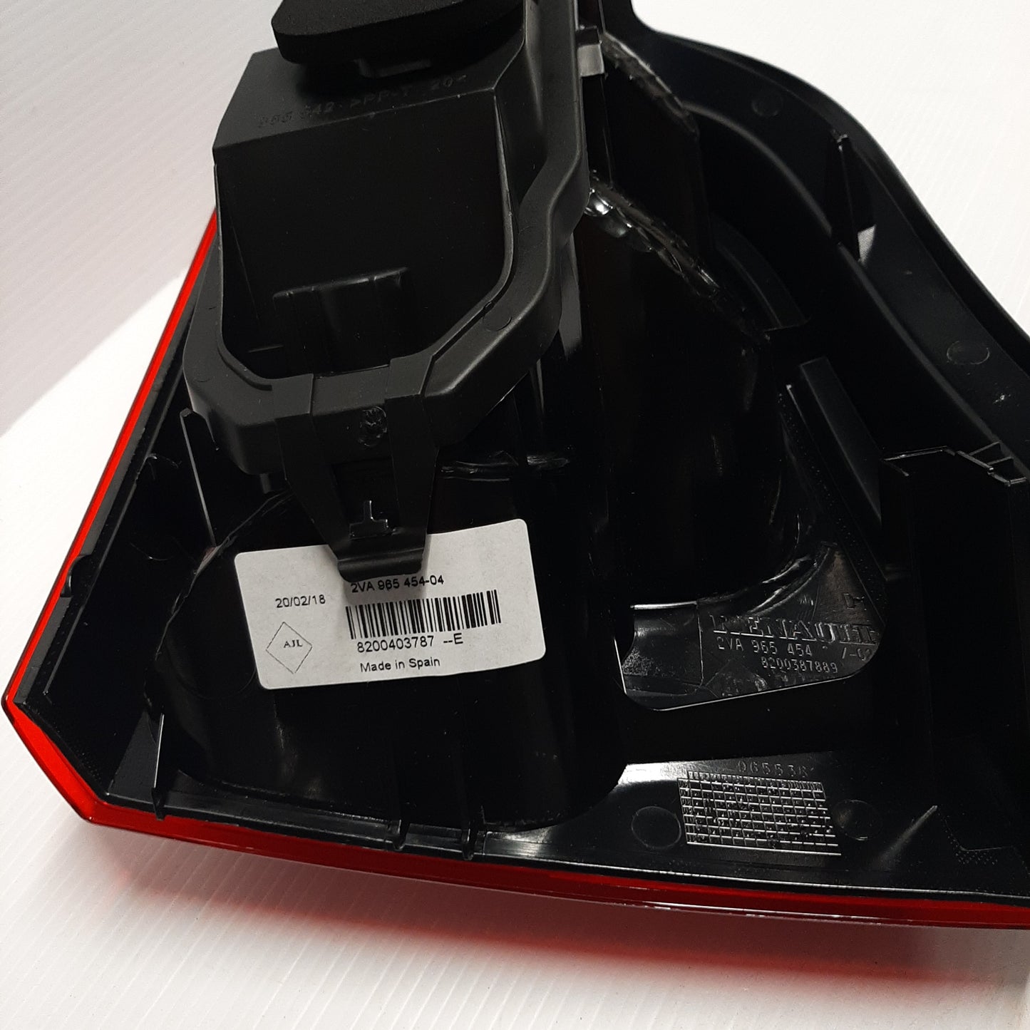 Genuine Rear Right Light - Renault Twingo 2007-2014 | 8200403787