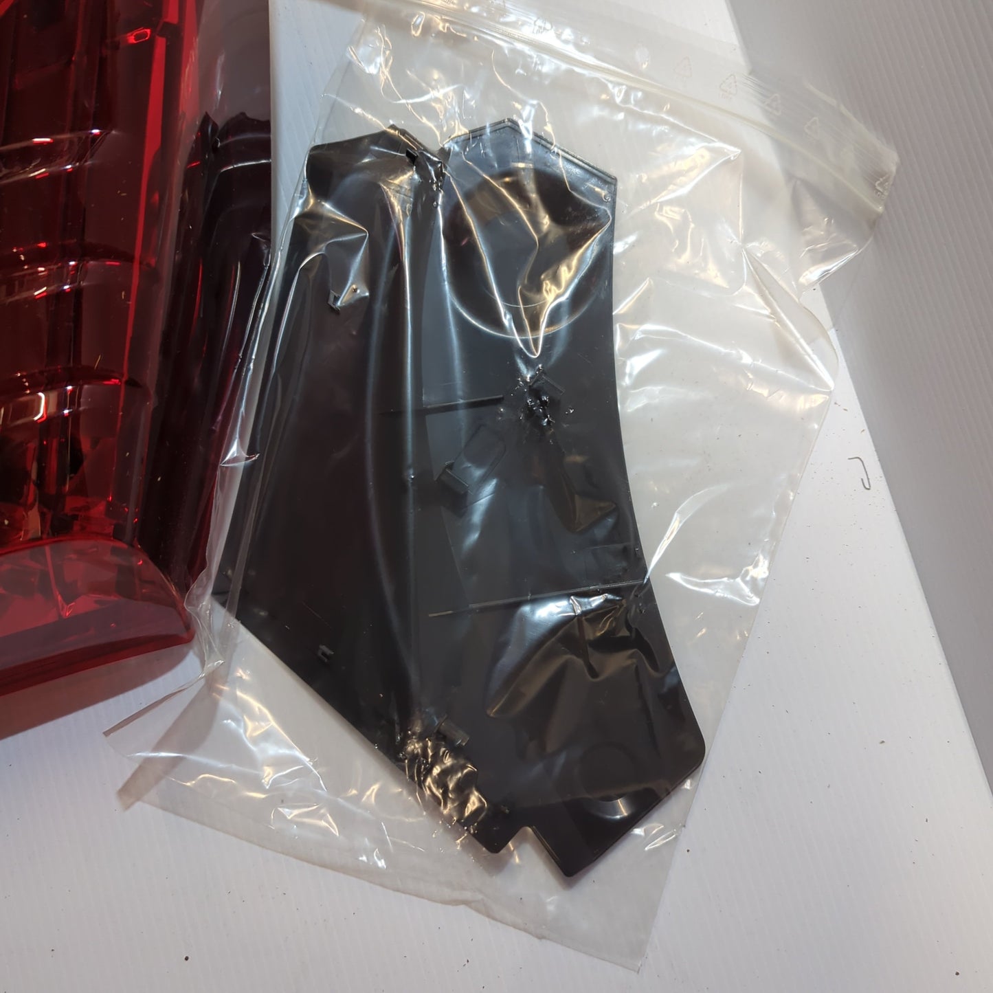 Genuine Left Tail Light - Honda Civic 2013-2016 | 33550TV0E11