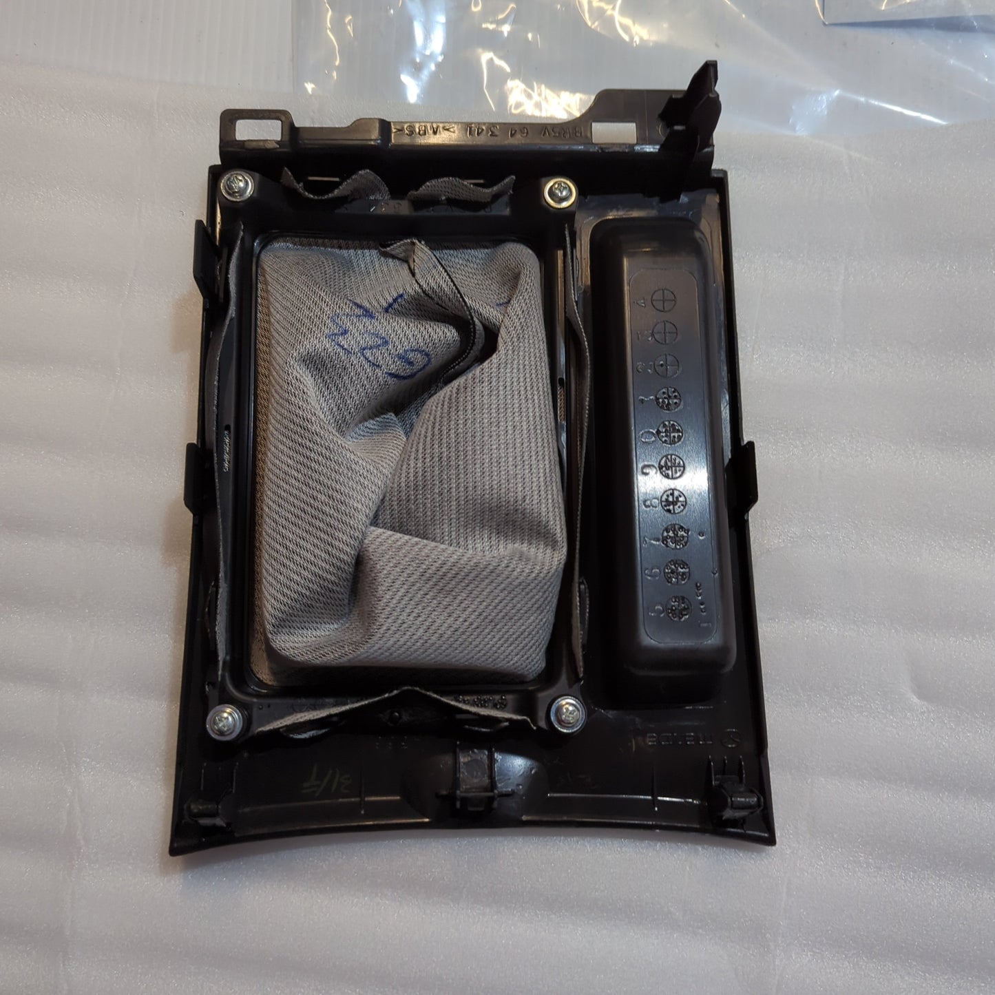 Genuine Gear Leaver Trim and Gaiter - Mazda 3 2003-2009 | BR5V64340D