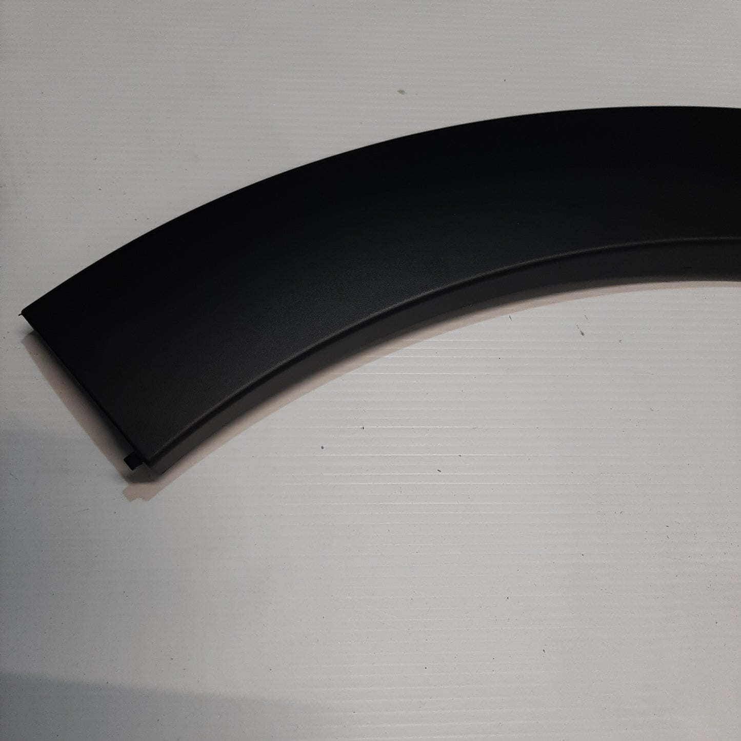 Genuine Peugeot Wing Moulding | 9812088780