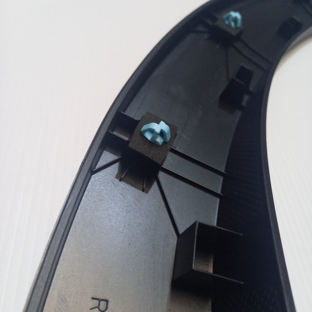 Genuine Kia Garnish Assy | 87742F1000