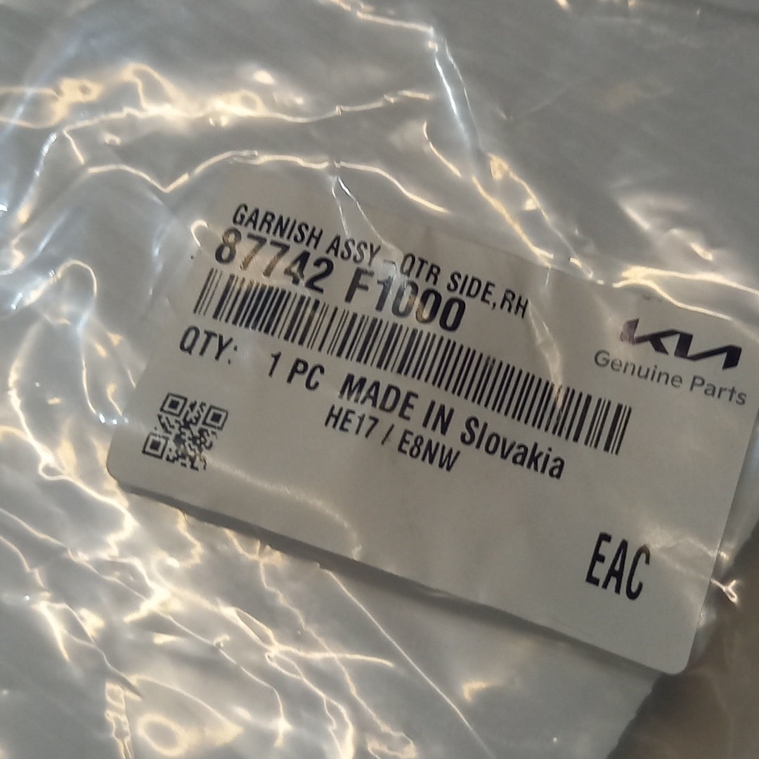 Genuine Kia Garnish Assy | 87742F1000