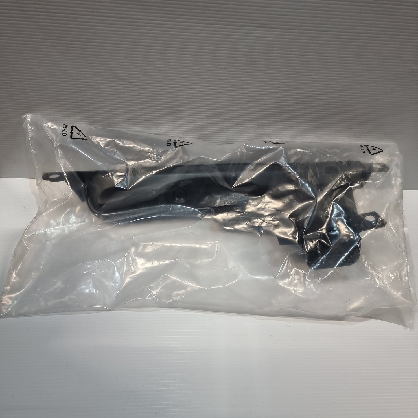 Genuine Nissan Air Duct | 165545FM0A