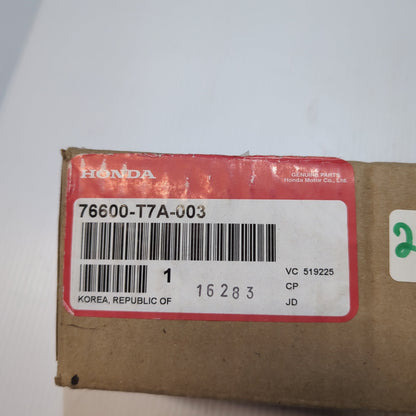 Genuine Right Wiperblade Arm - Honda Vezel 2013 | 76600T7A003