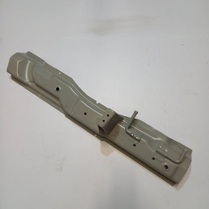 Genuine Floor Right Crossmember - Suzuki | 62620M68K00-000