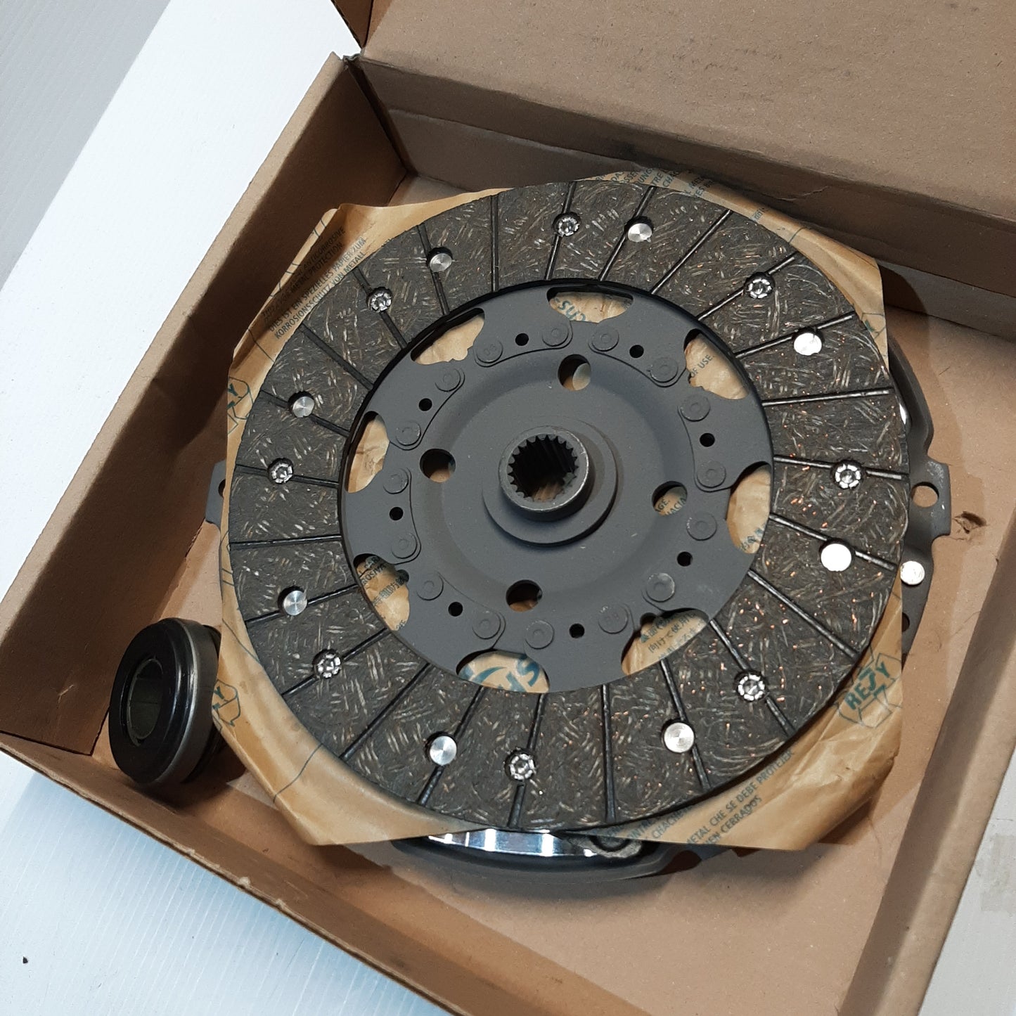 Genuine Clutch Kit - Peugeot / Citroen | 2051N9