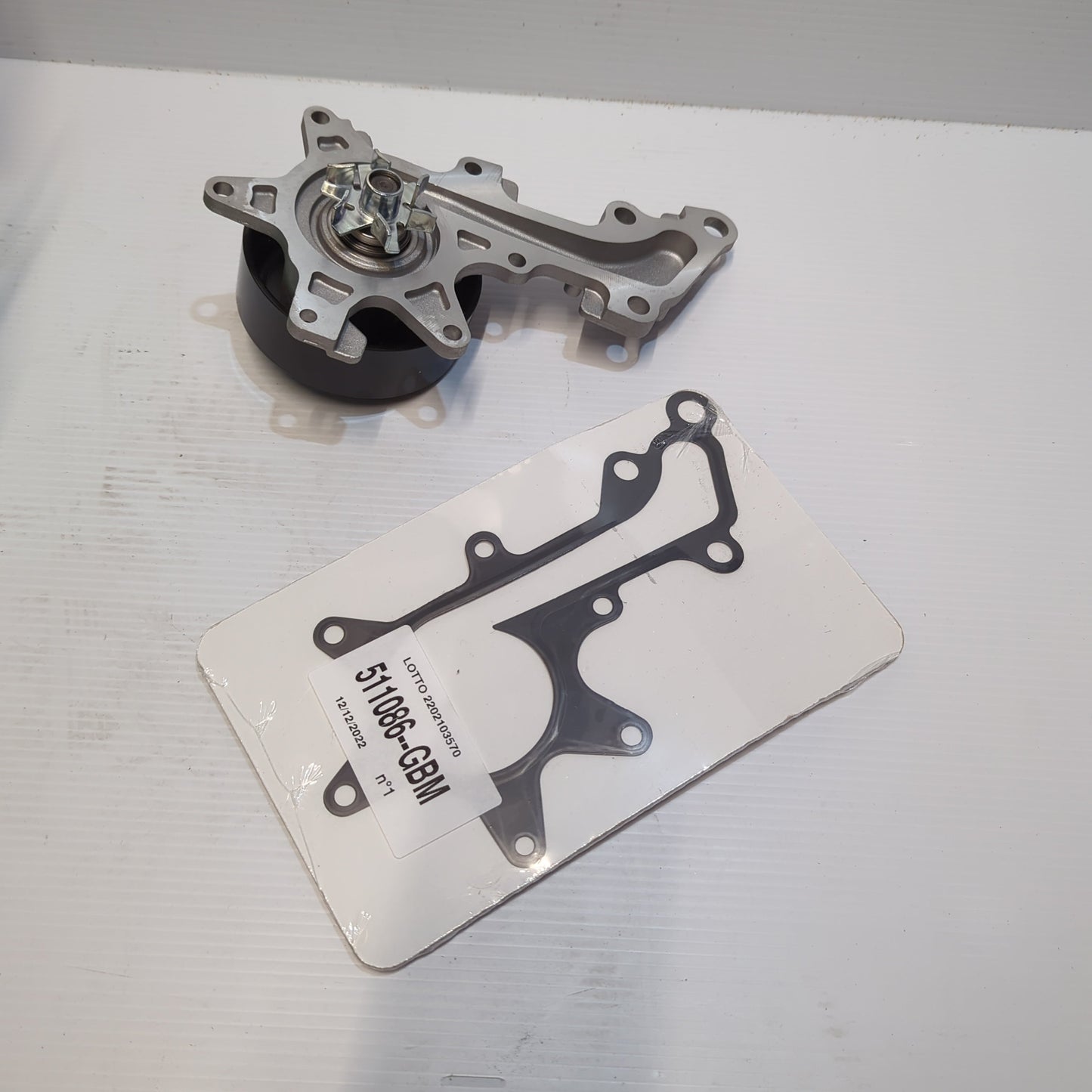 Schaeffler INA Coolant Pump with Gasket - Toyota Yaris / Auris / Corolla | 538055010
