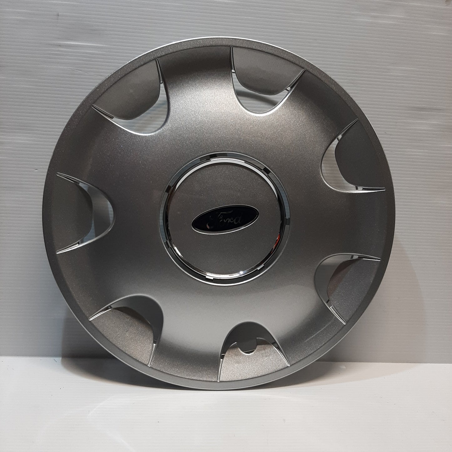 1x Genuine 14" Silver Wheel Cover - Ford Mondeo Mk2 | 1151372