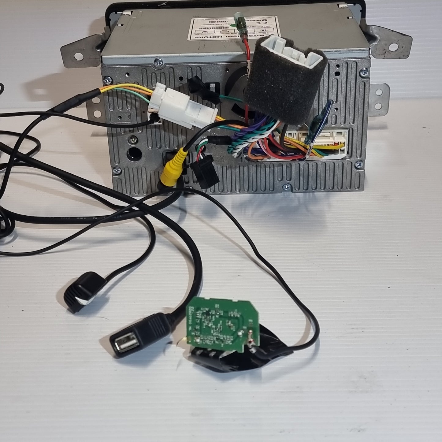 Genuine Mitsubishi Mgn Unit Kit Mirage & Camera | SP033721