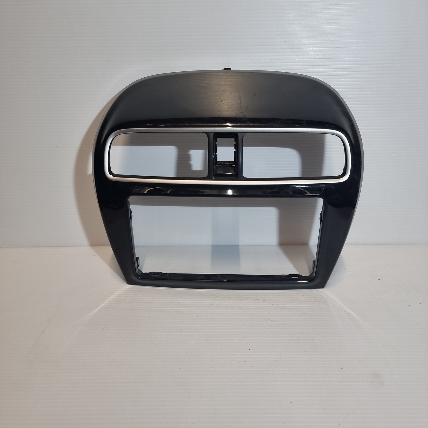 Genuine Mitsubishi Mgn Unit Kit Mirage & Camera | SP033721