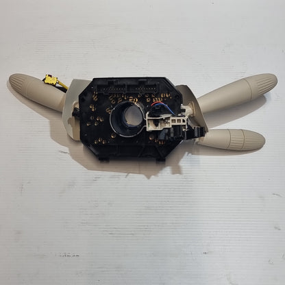 Genuine Fiat Direction/Indicator Switch | 735674691