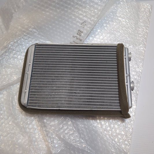 Genuine Heater / AC Radiator - Fiat Idea / Punto / Doblo / Lancia Musa | 46722928