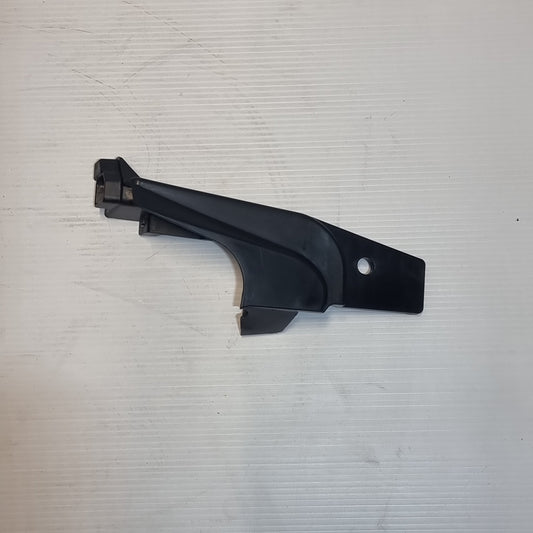 Genuine Left Lamp Bracket - Hyundai i20 | 92151Q0000