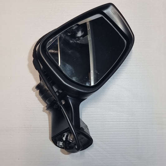 Genuine Nissan Mirror Assy-Doo | 963013VF0A