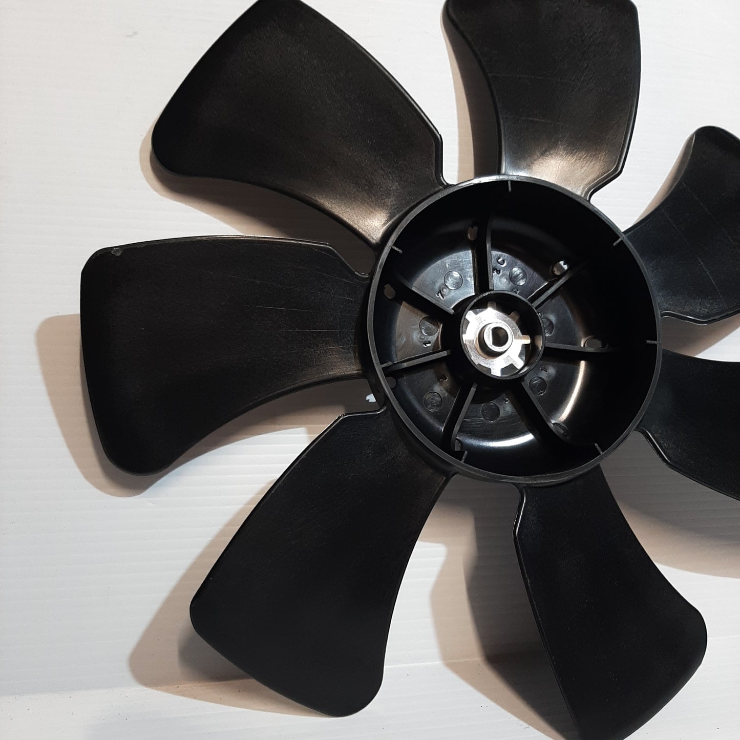 Genuine Mitsubishi Fan | MR312899