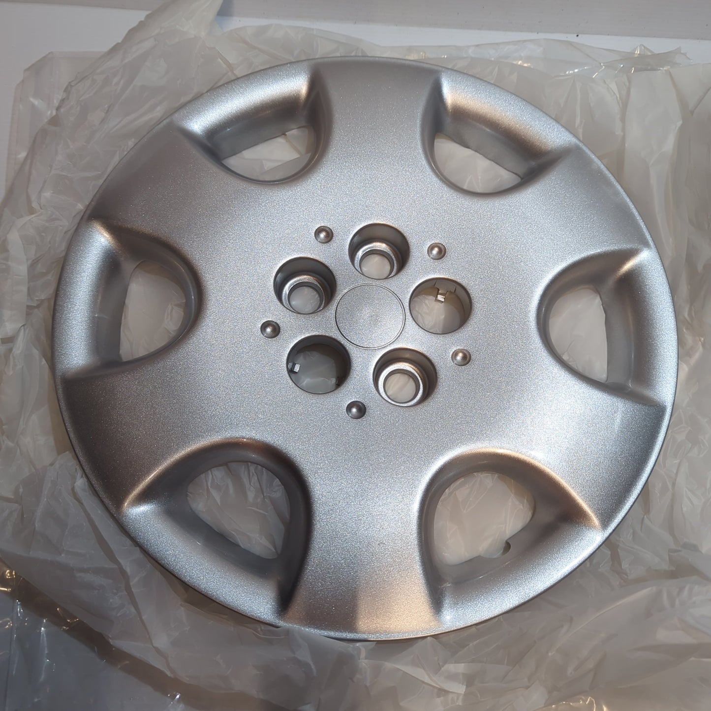 Genuine 15" Wheel Cover - Chrysler Cruiser 2003-2009 | K05272360AB